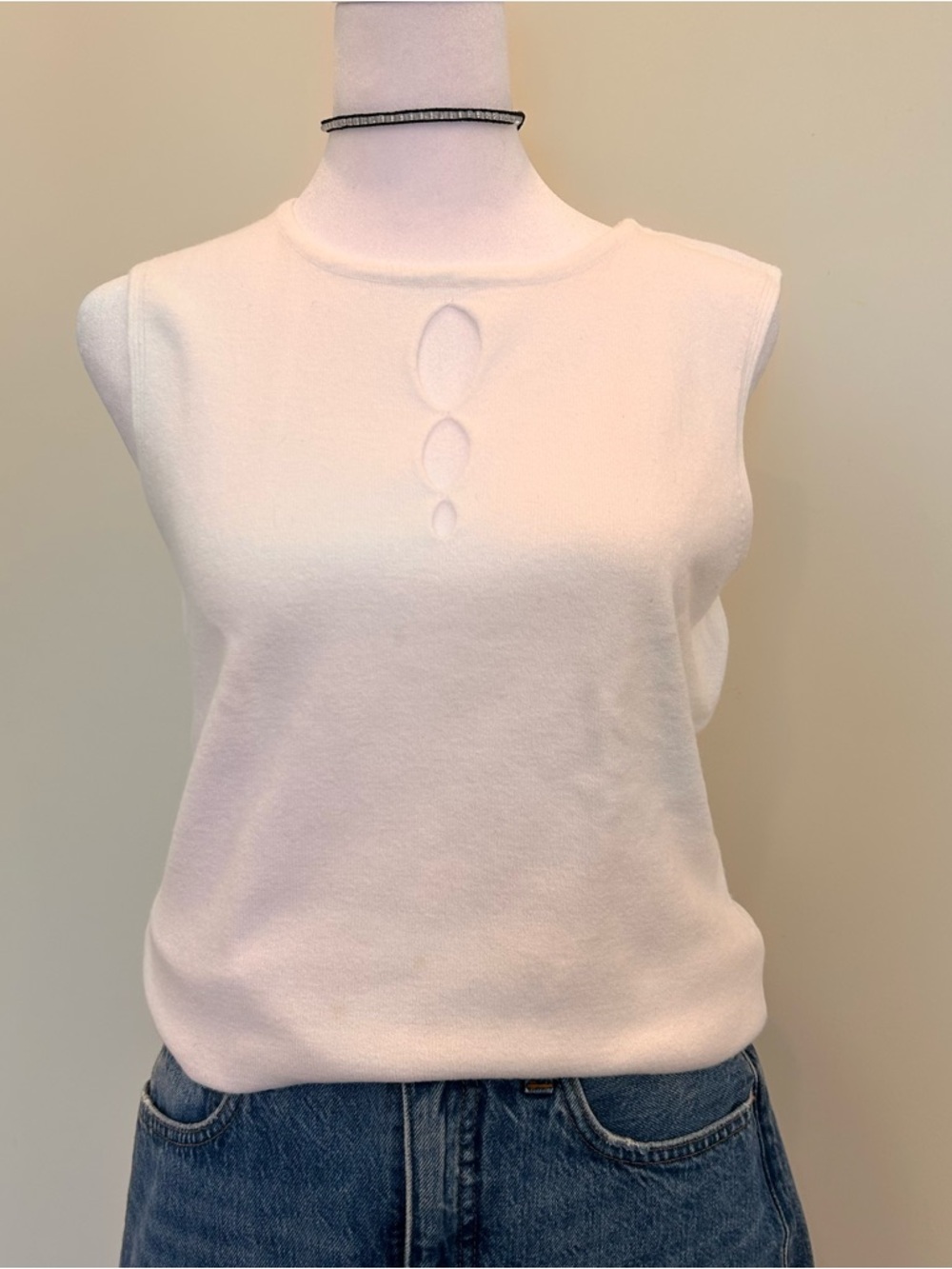 Parkhurst Sleeveless Knit Tank with Teardrop Cutouts white Womens medium